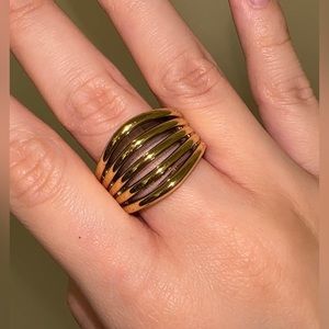 ✨💛 Ann Taylor Size 8 Gold Cocktail Statement Ring 5 Lines 💛✨
